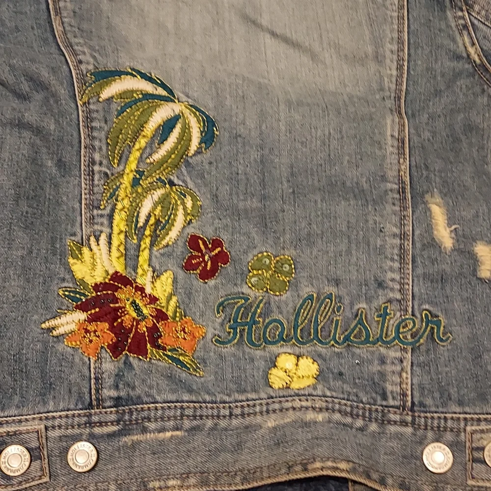 Hollister Jean Jacket - Picture 7 of 7